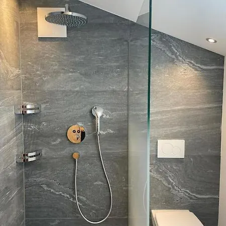 2-bedrooms In A *